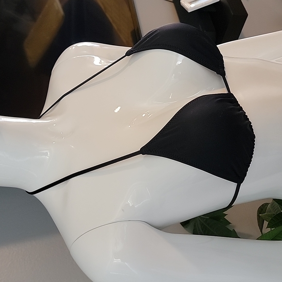 Matte black string top - Picture 2 of 4